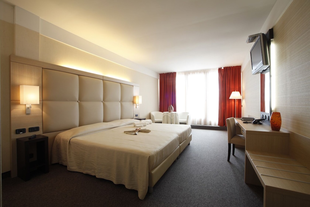 Cocca Hotel Royal Thai SPA 8/50