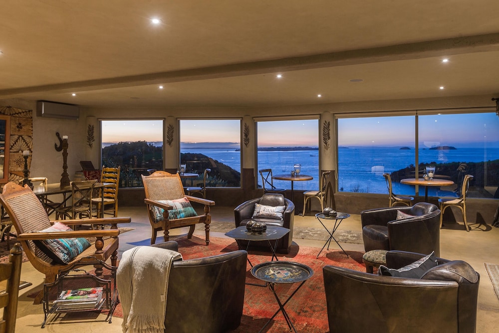 DELAMORE LODGE 27/41