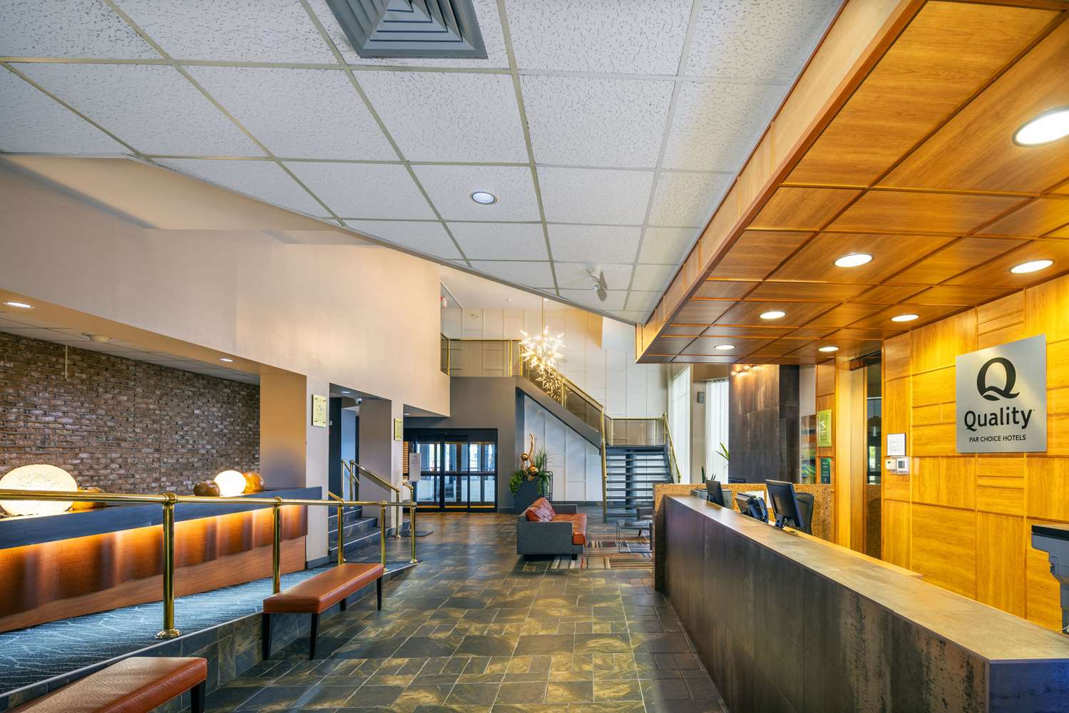 Quality Inn Rouyn-Noranda 6/51