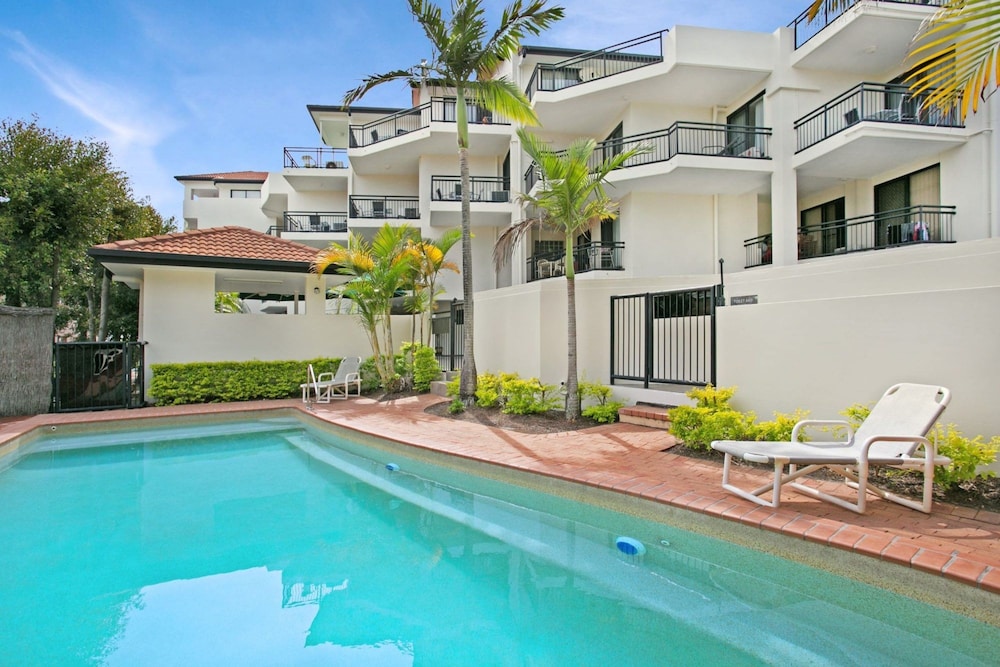 Windsurfer Resort 52/57