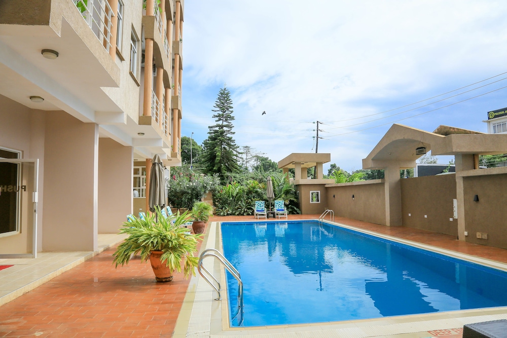 Hotel 7 Seasons Entebbe 51/55