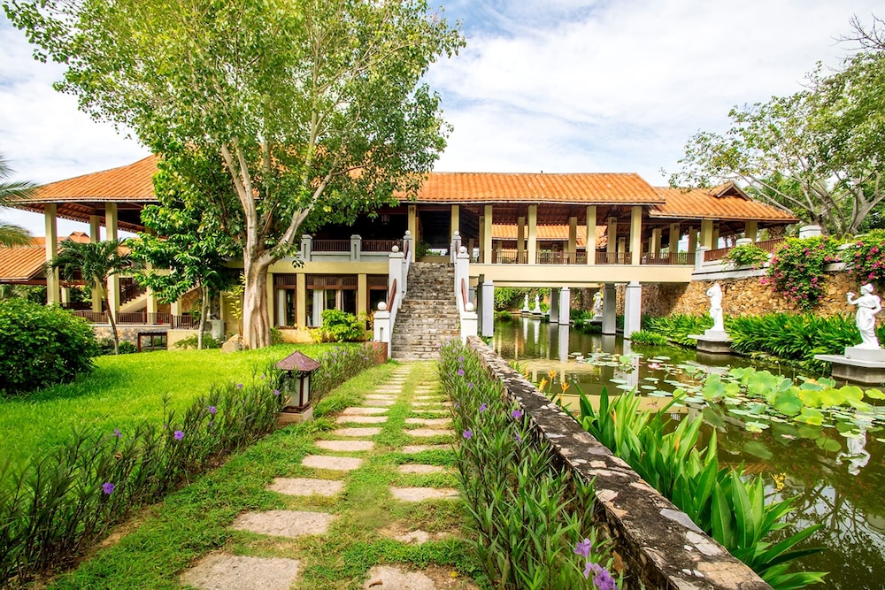 Romana Resort And Spa 46/50