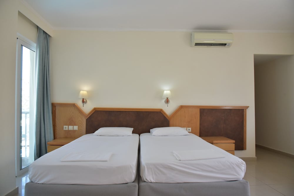 Panoramic, Apartment, 4 Beds, 2 Trundle Beds, Pool View, Sea View