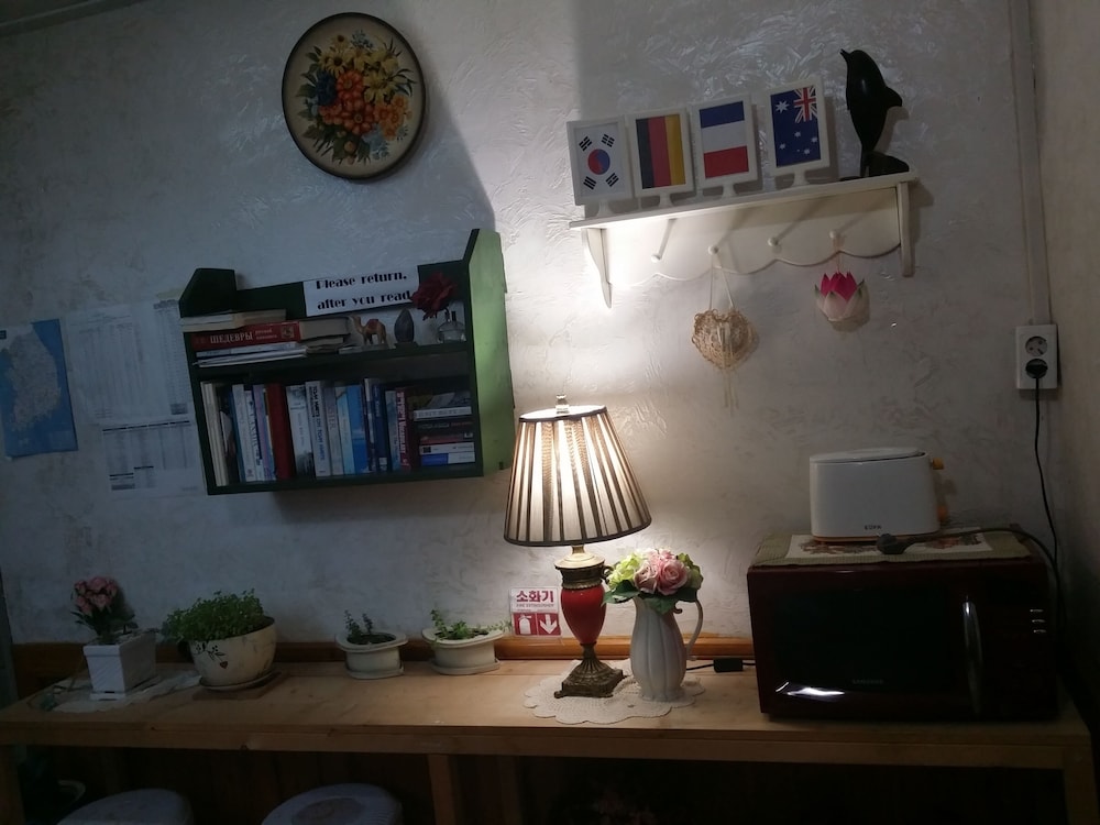 Bellus Rose Pension Hotel 38/64