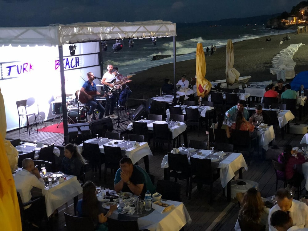 Turkuaz Beach Hotel 35/49