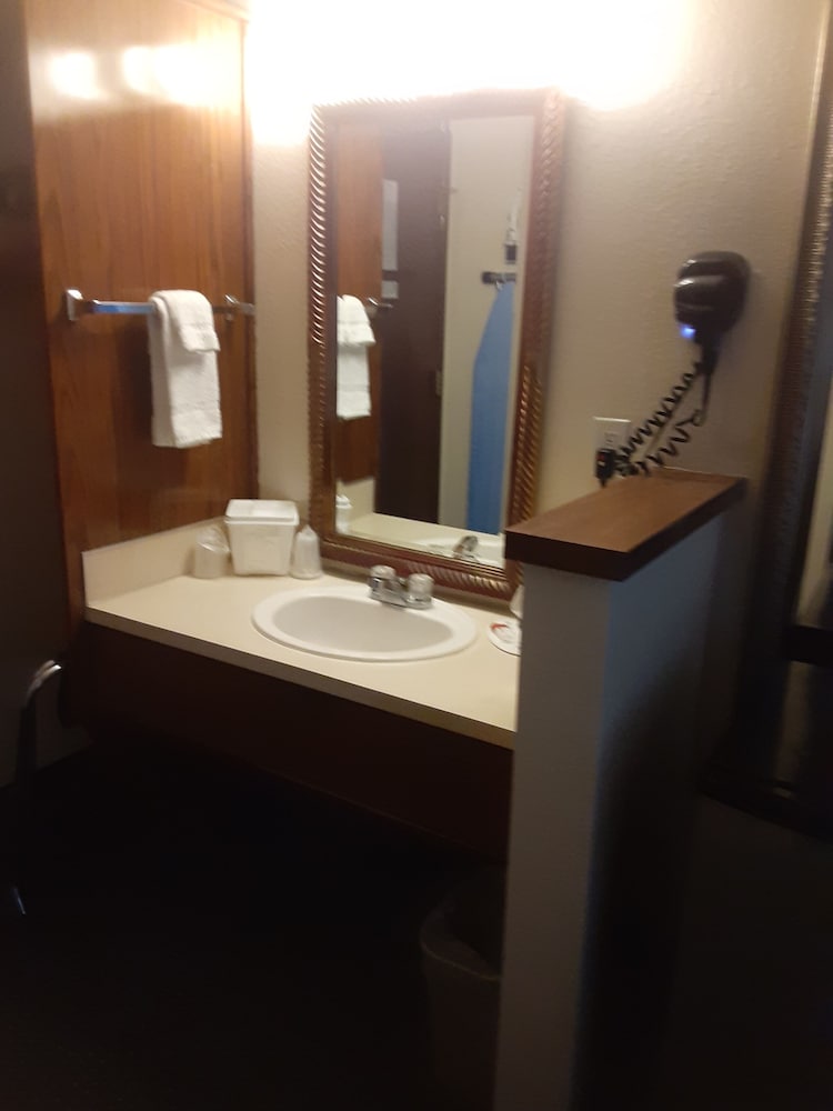 Days Inn by Wyndham Pocatello University Area 28/30