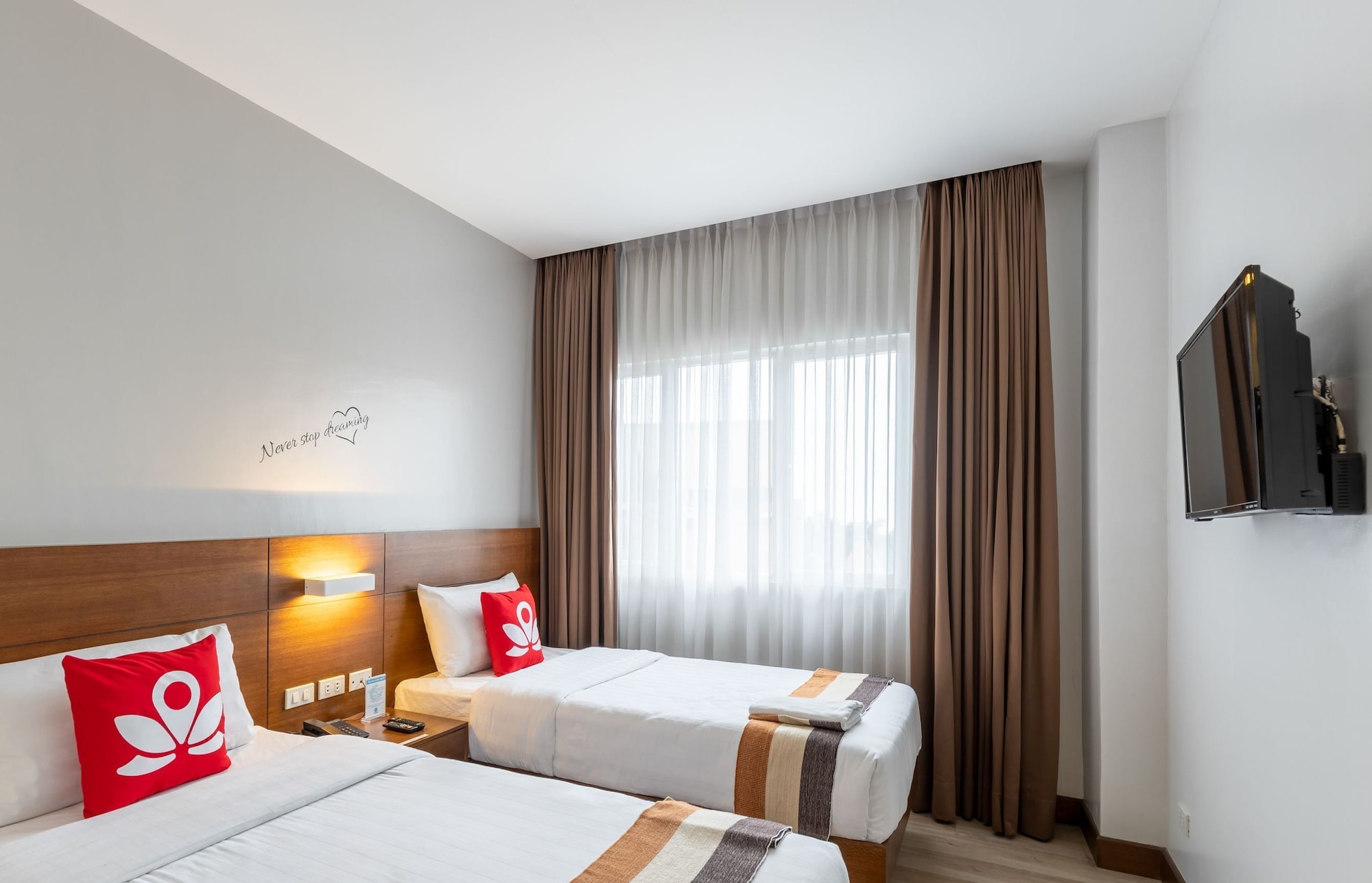 BRONZE, STANDARD, TWIN BEDS
