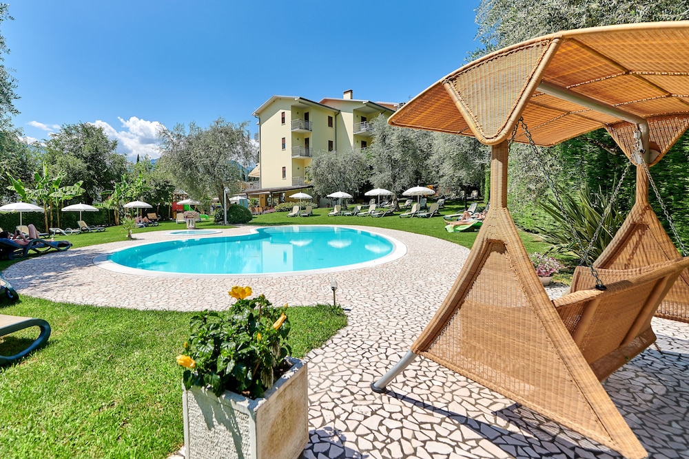Eco Hotel Benacus 42/50