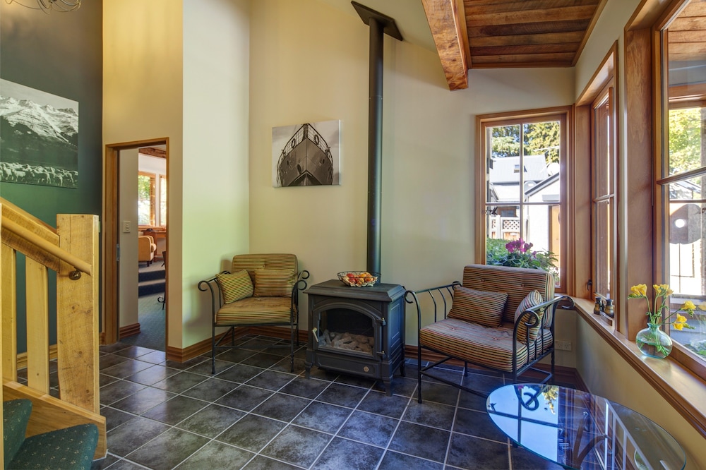Arrowtown House Boutique Hotel 24/50