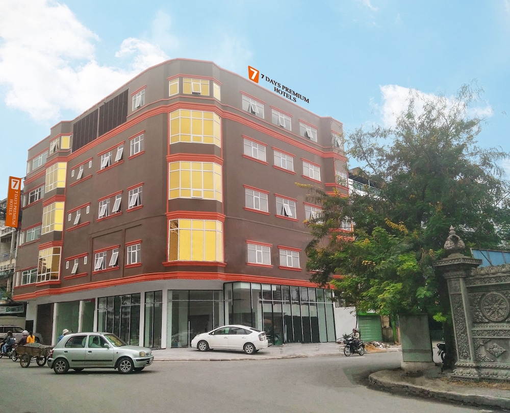 7 Days Premium Hotel 1/56