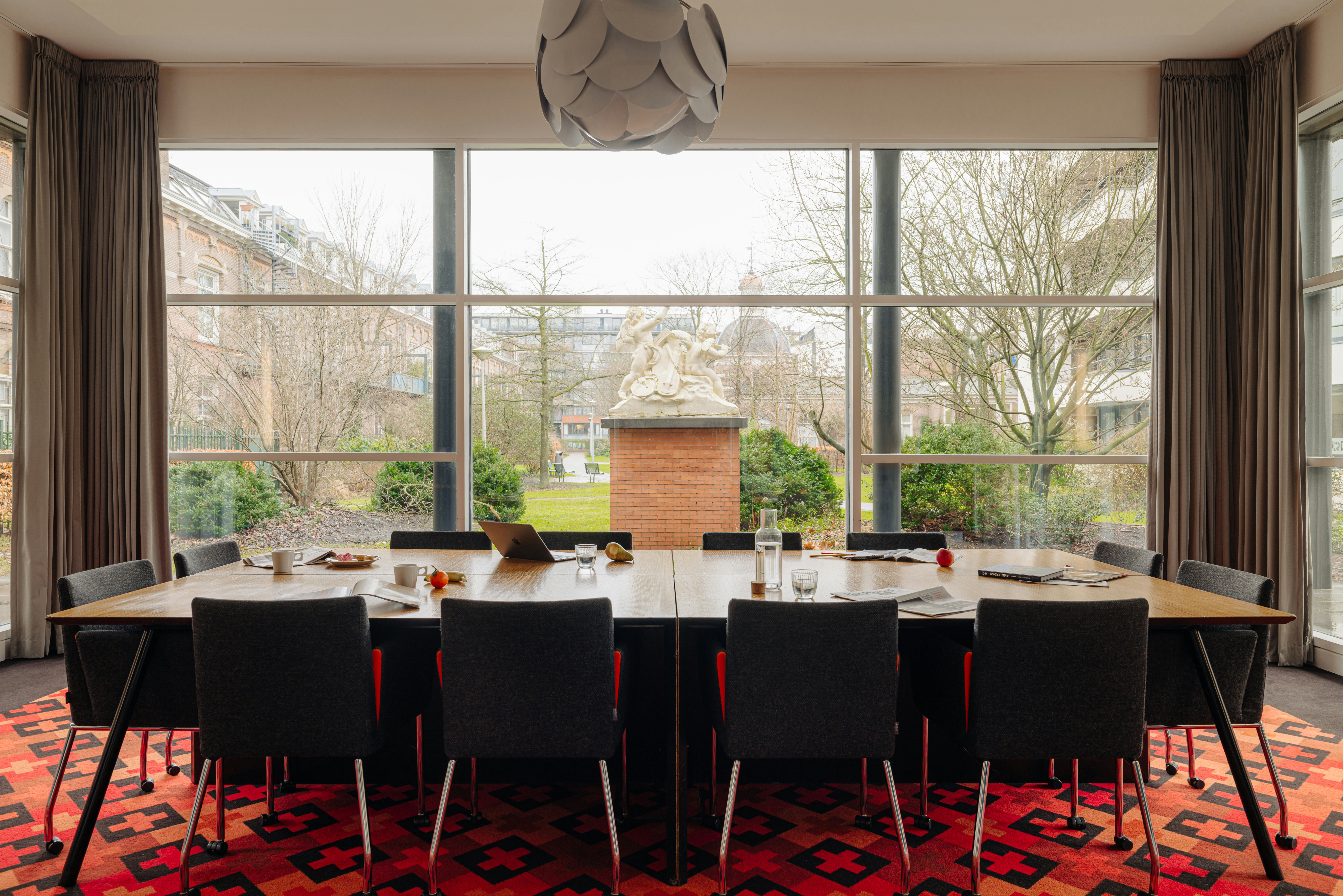 The Manor Amsterdam 47/57