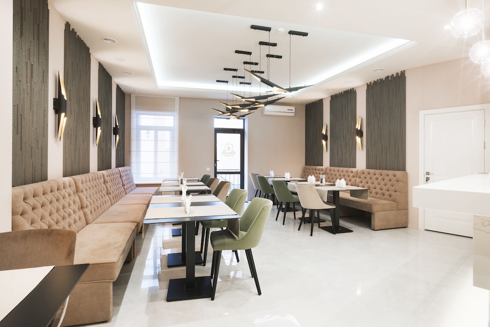 Roxen Hotel & Spa 20/30