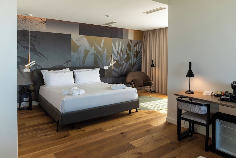 Sines Sea View Business & Leisure Hotel 17/50