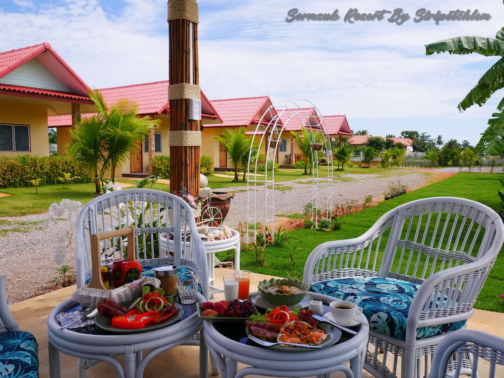 Sermsuk Resort 64/74