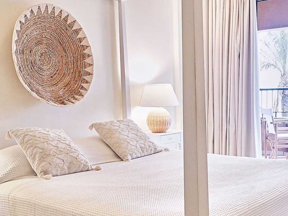 Grecotel Plaza Beach House photo2
