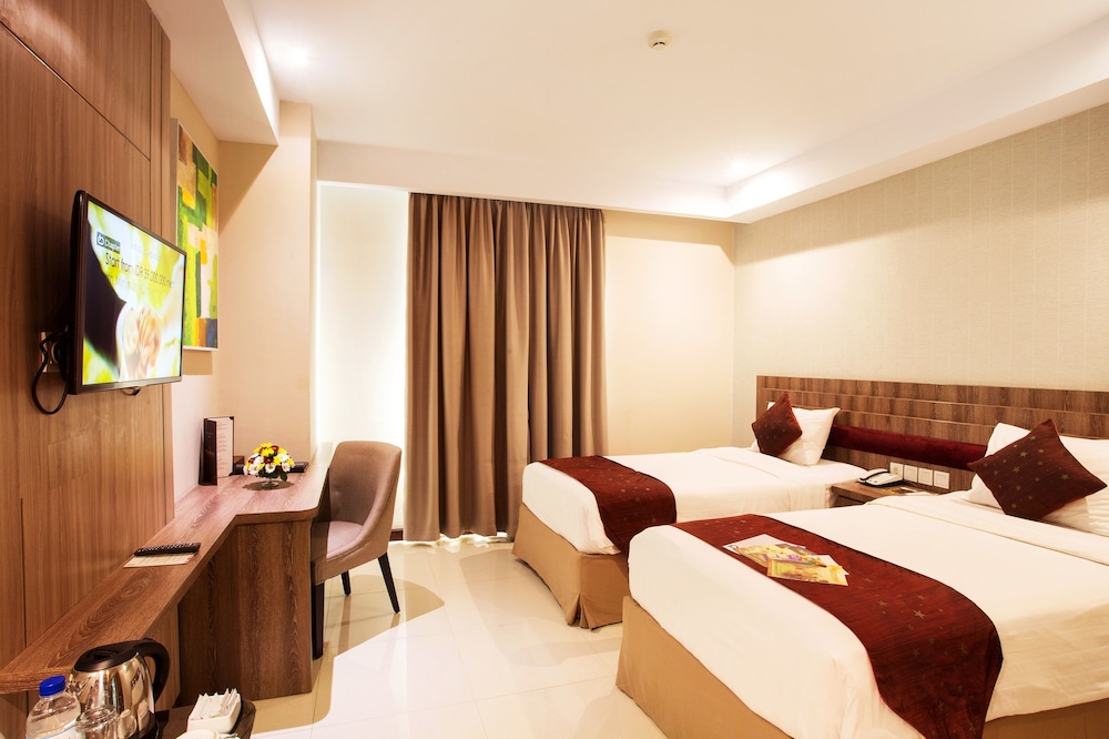 TARA HOTEL 15/46