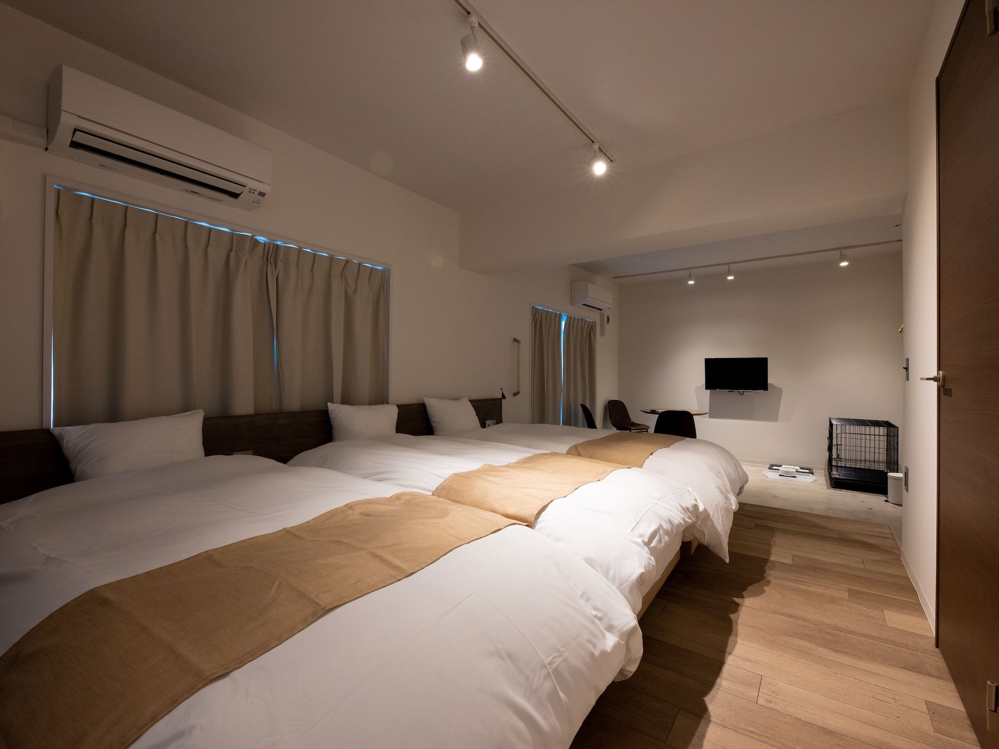 ROOM, TRIPLE, PET FRIENDLY