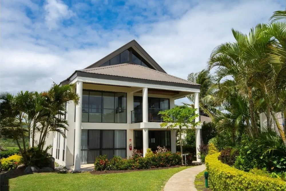 Dreamview Villas 7/60