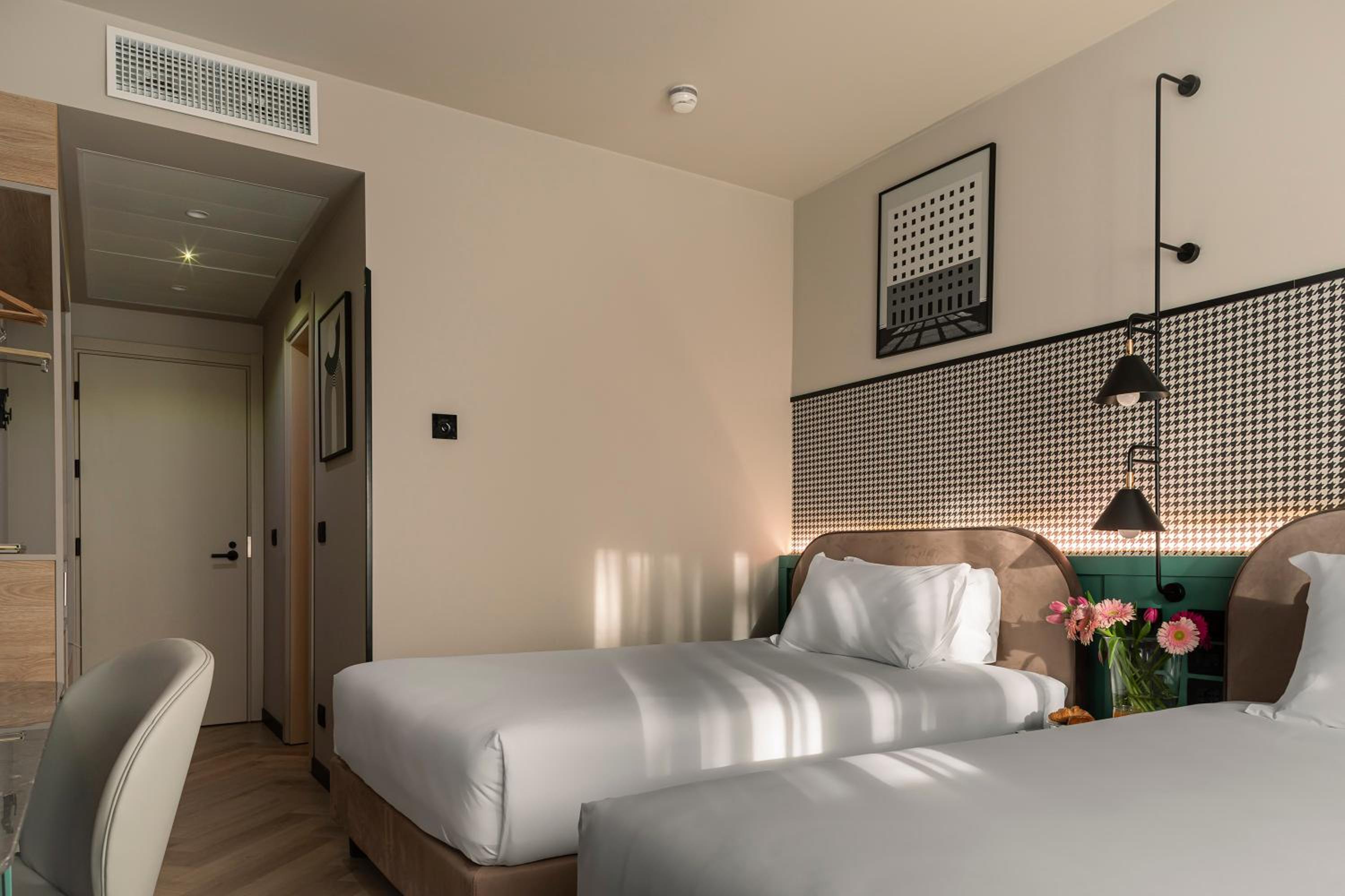 Prestige, Family, 2 Double Beds