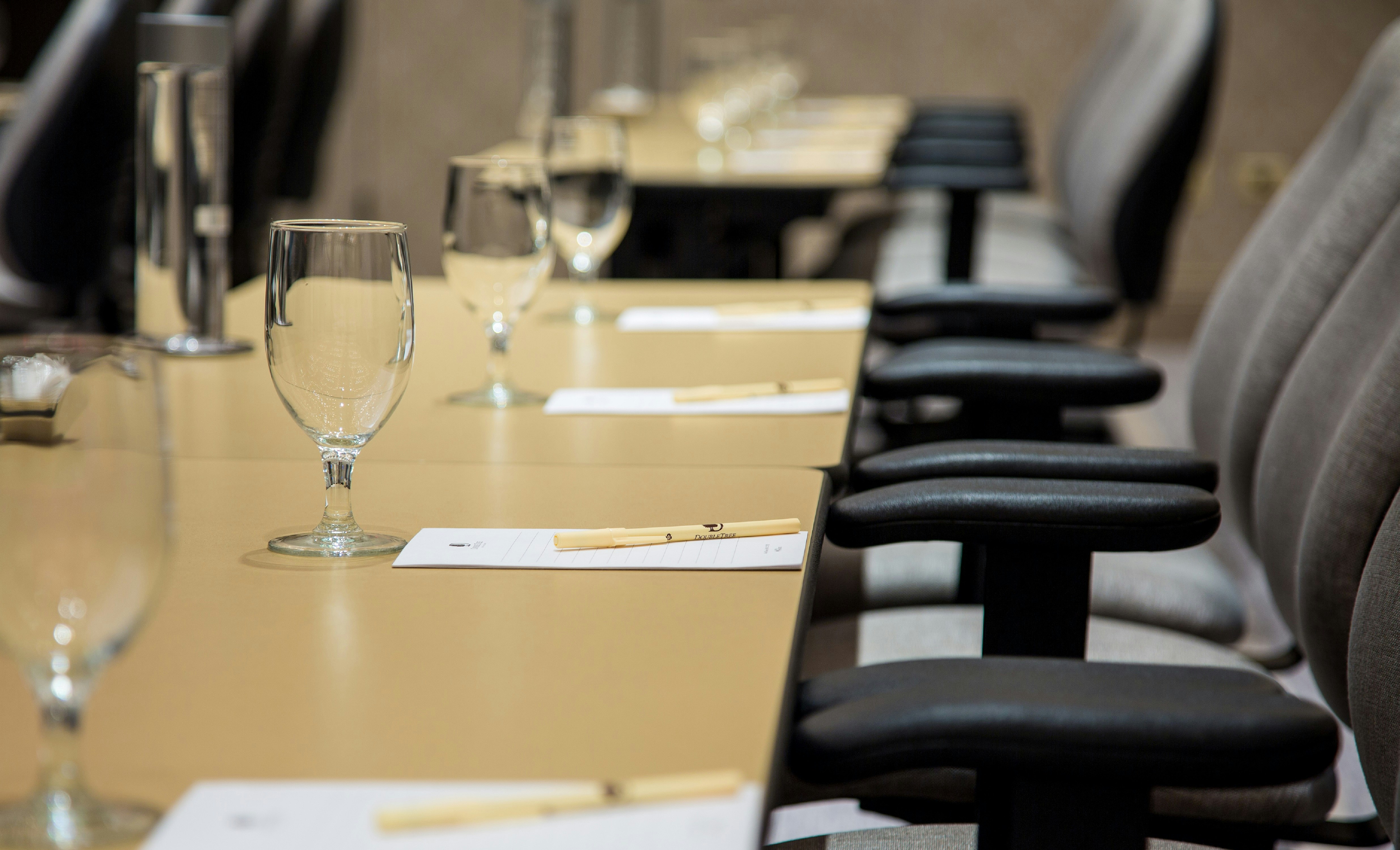 Doubletree By Hilton Chicago Oak Brook 29/32