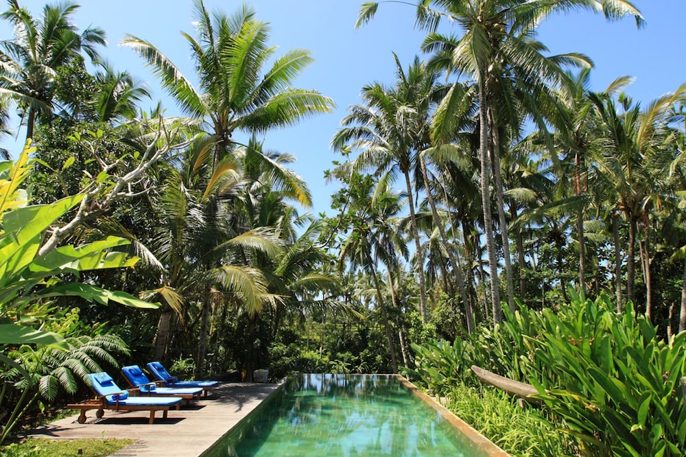 Swarapadi Villa 8/56