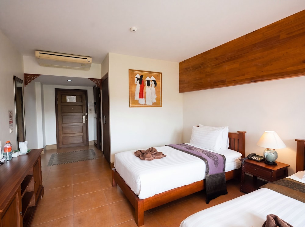 Harmony Inn 15/50