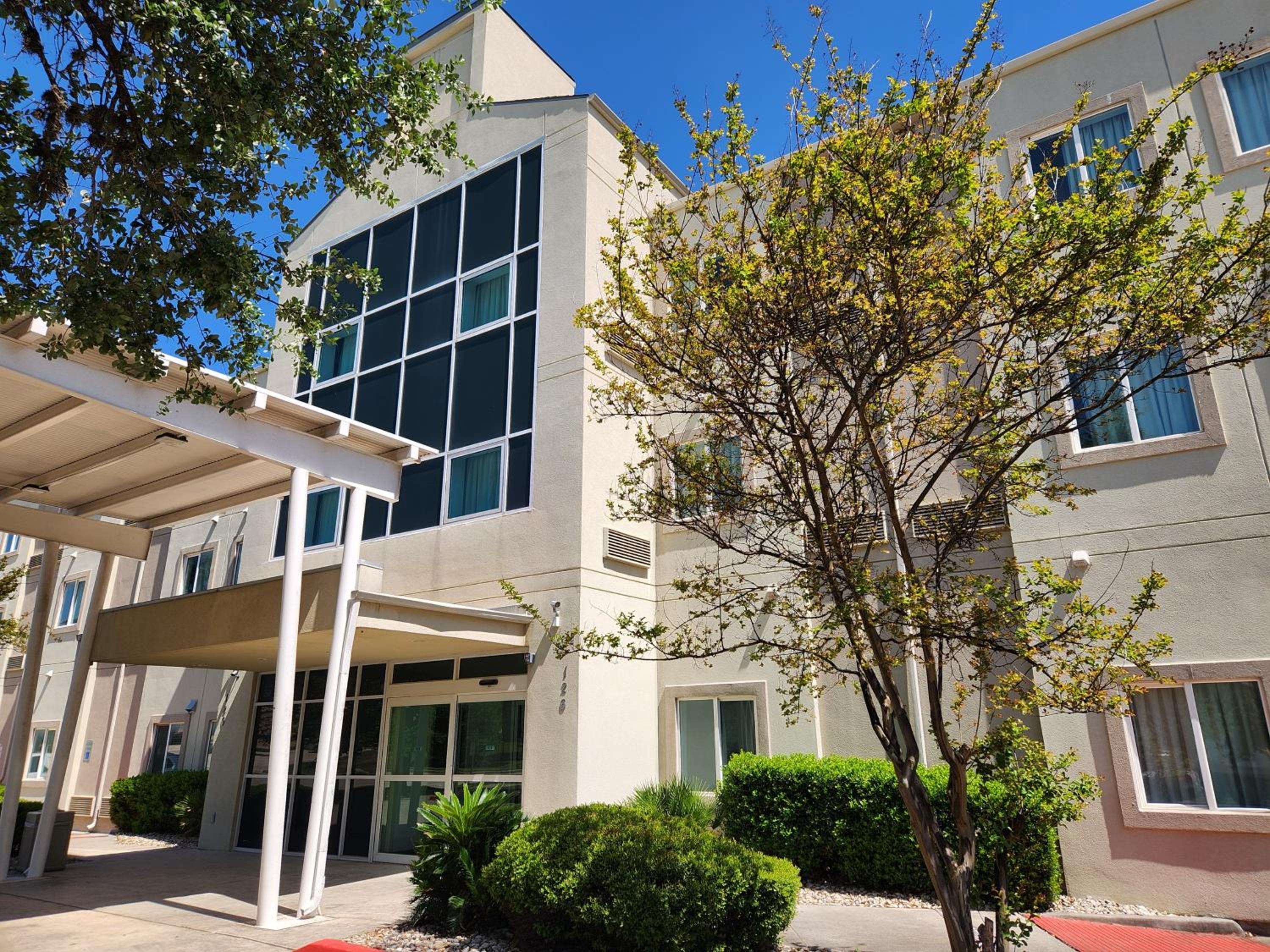 Baymont by Wyndham San Antonio Airport 3/44