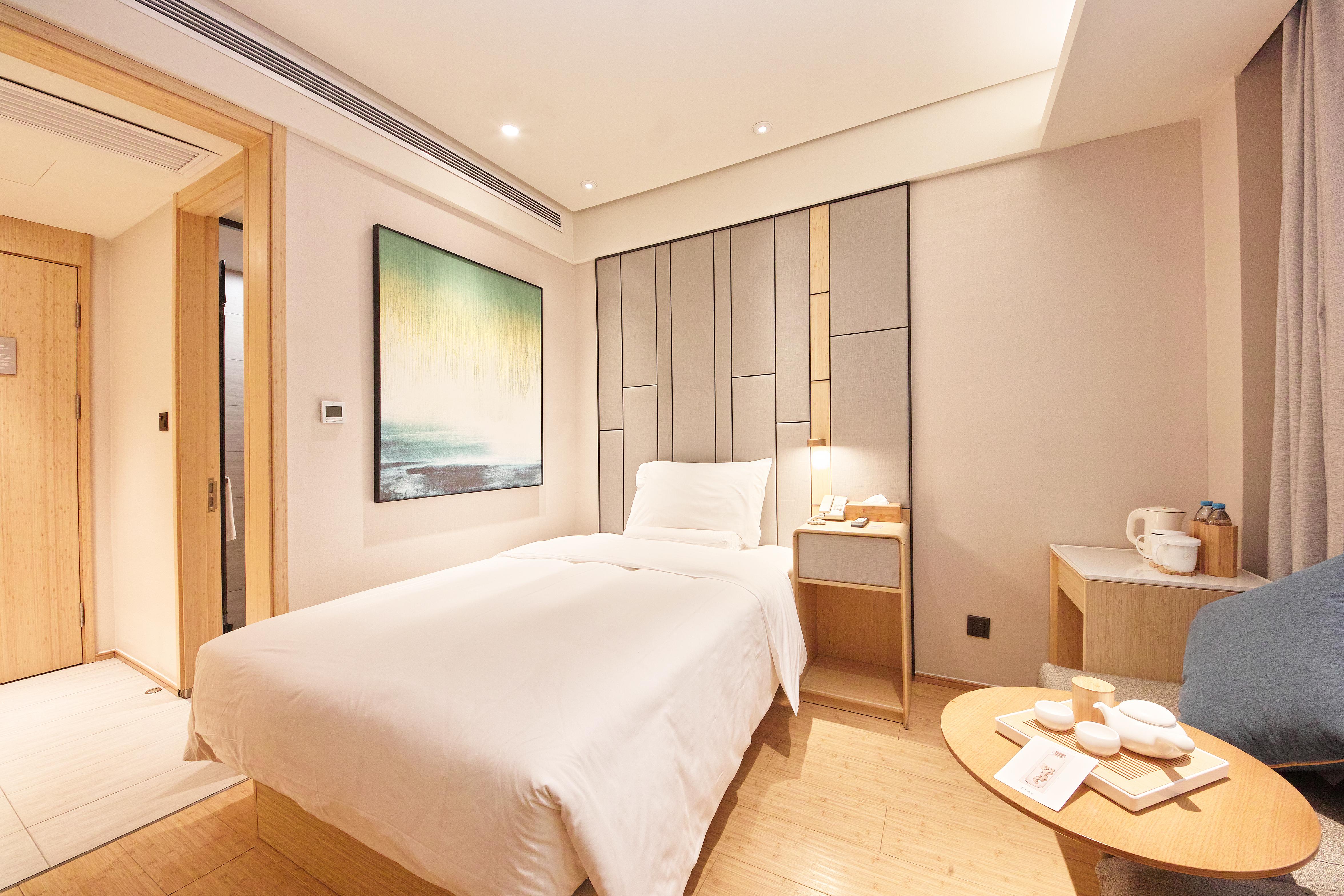Ji Hotel (Hefei Huaihe Road Pedestrian Street) 24/46