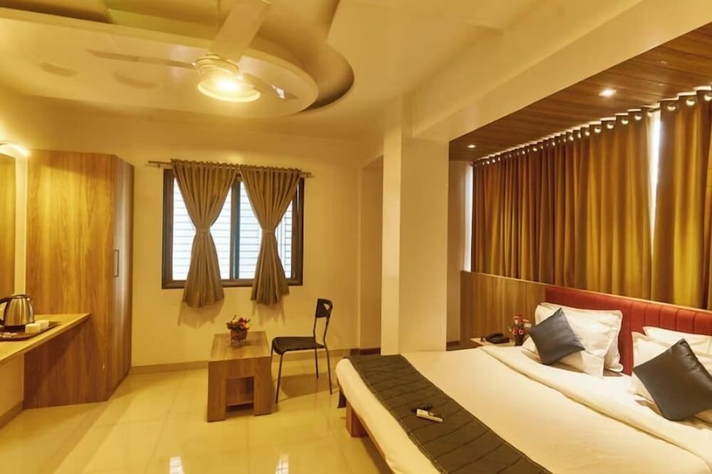 Hotel Anand Heritage 22/53