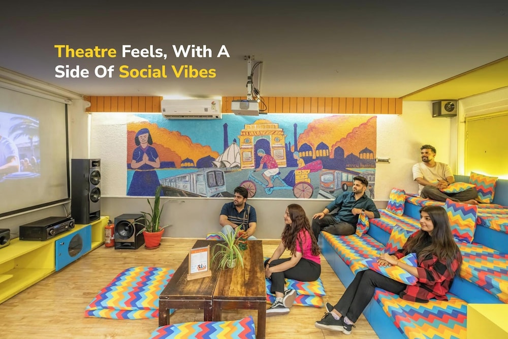 Stops Hostels- New Delhi 39/47