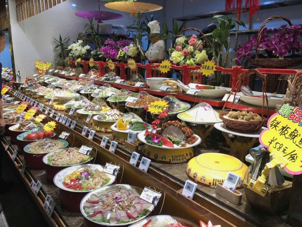 Vienna Hotel (Shenzhen Gushu Metro Station) 33/56