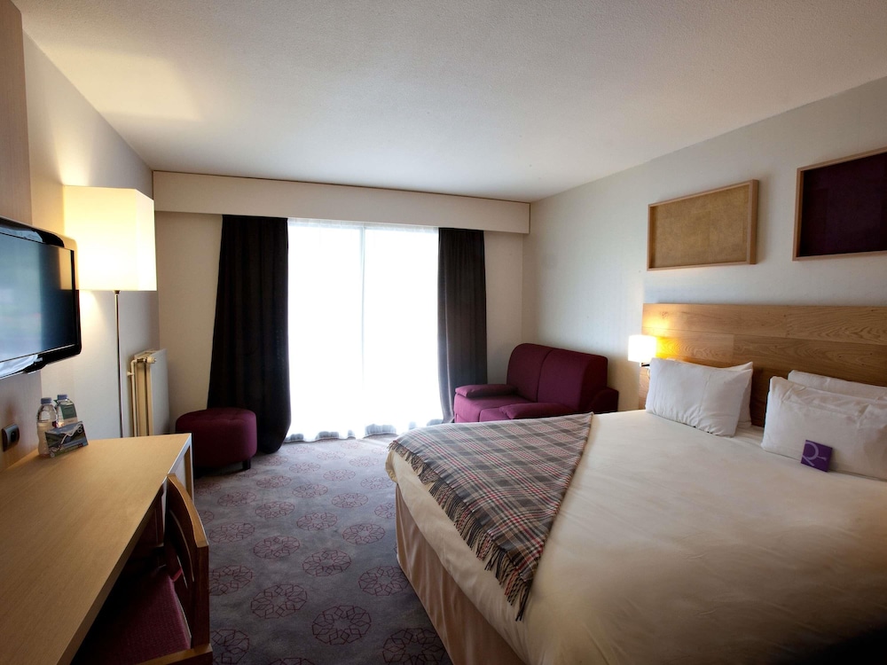 Mercure Saint-Lary 24/68