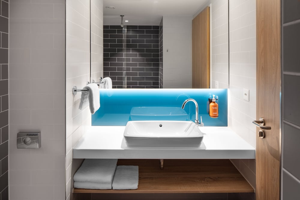 Holiday Inn Express Aarburg - Oftringen 25/80