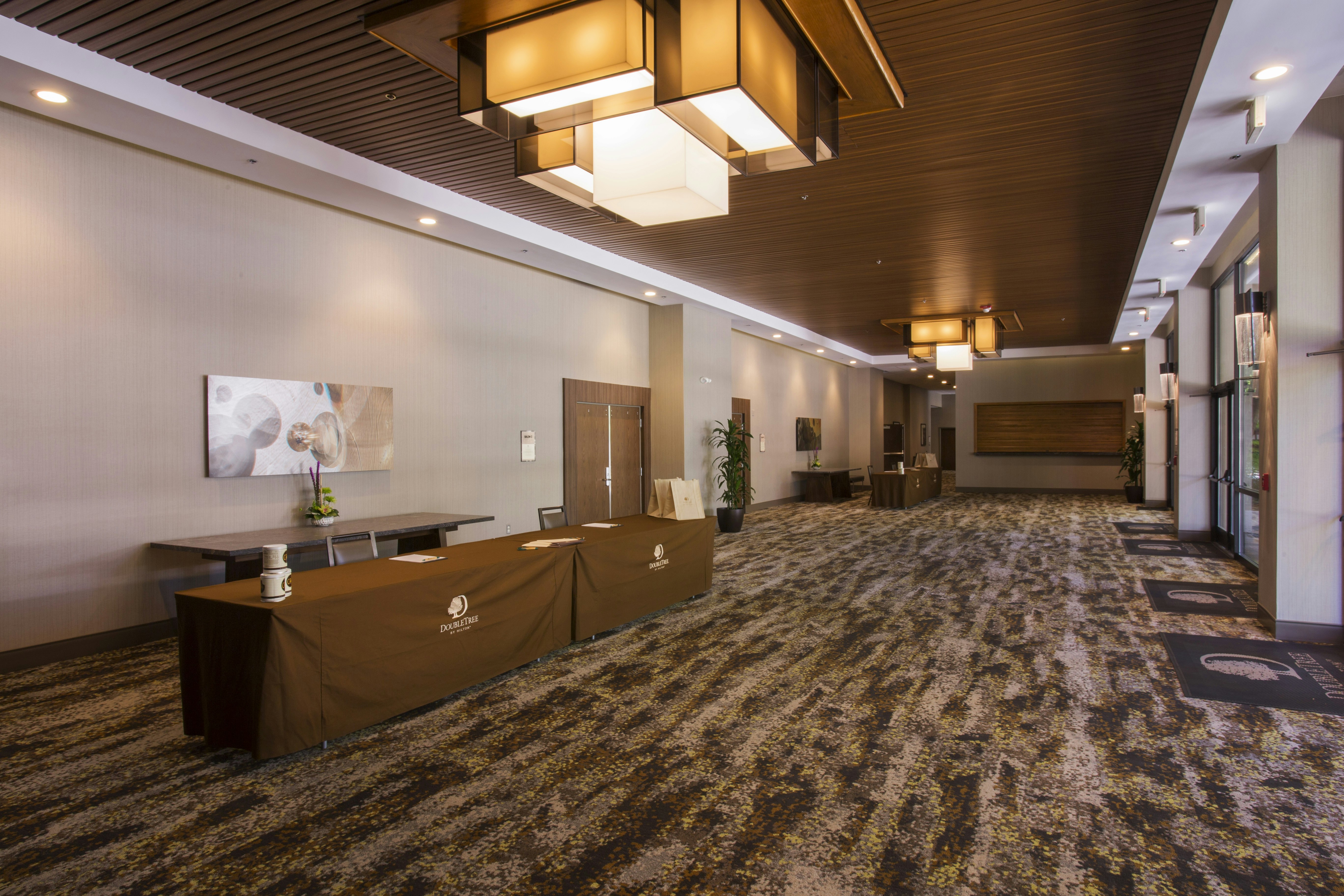 Doubletree By Hilton Fresno Convention Center 6/59