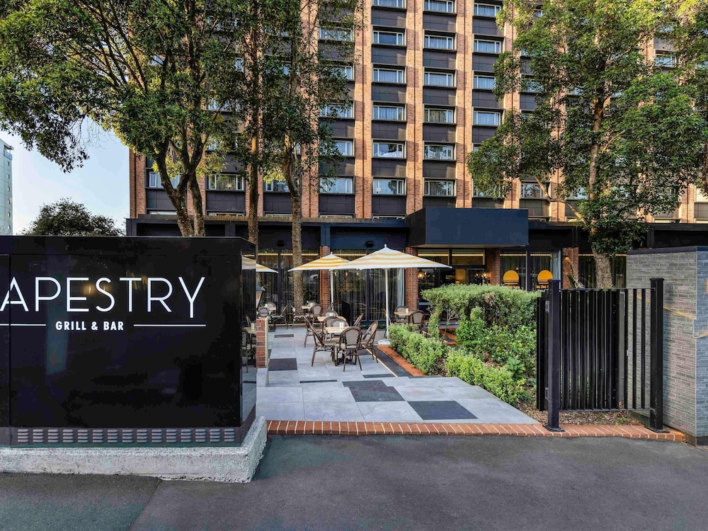 Pullman Auckland Hotel & Apartments 43/48