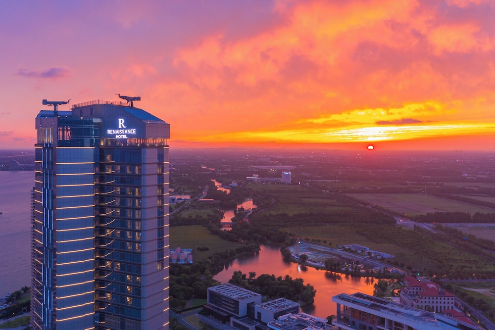 Renaissance Changzhou Wujin Hotel 2/38