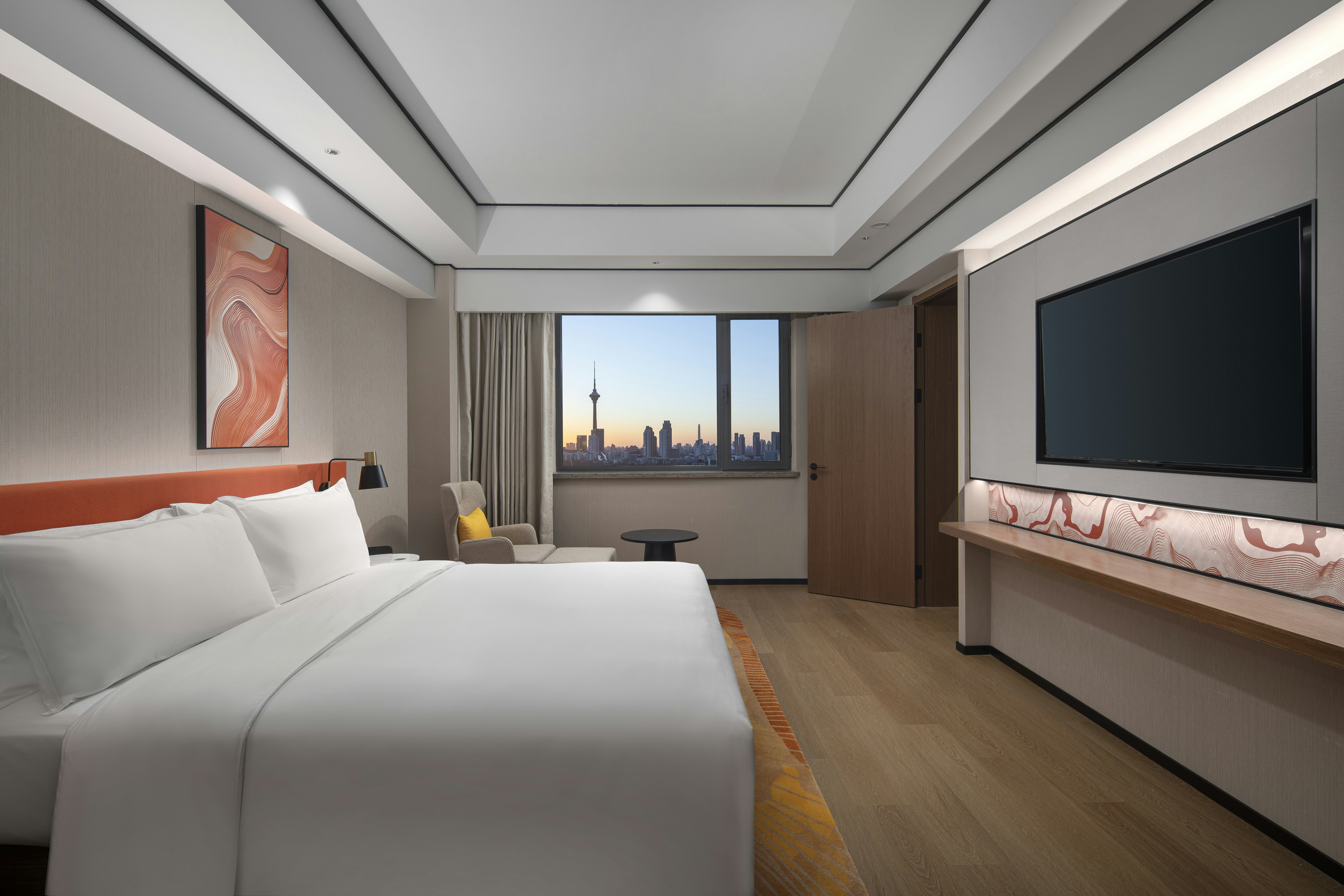 DELUXE, SUITE, KING BED