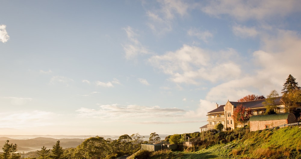Mount Lofty House Estate – Adults Retreat 40/46