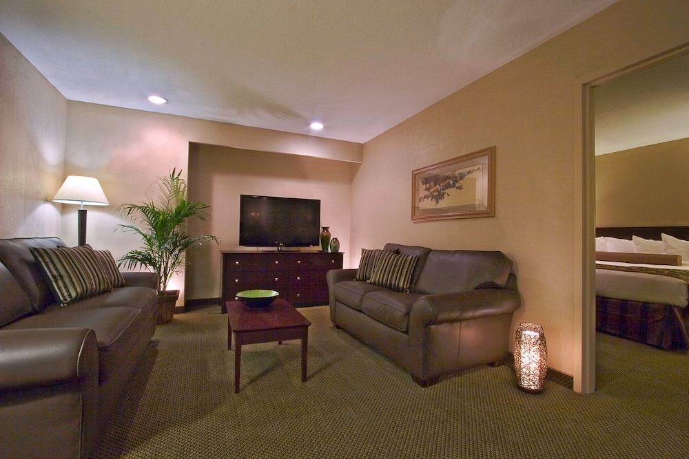Best Western Plus Heritage Inn 22/36
