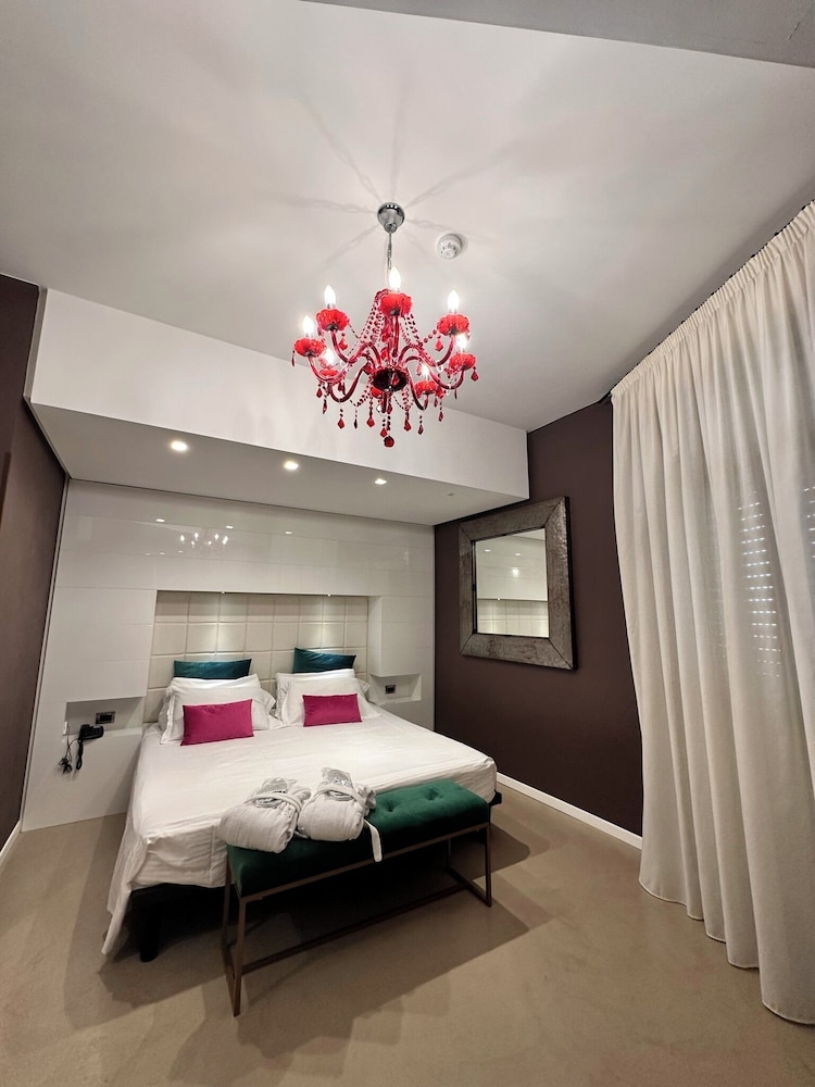 Hotel Gran Paradiso 24/73