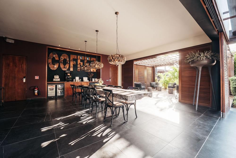 The Kontiki Curacao Beach Resort 12/74