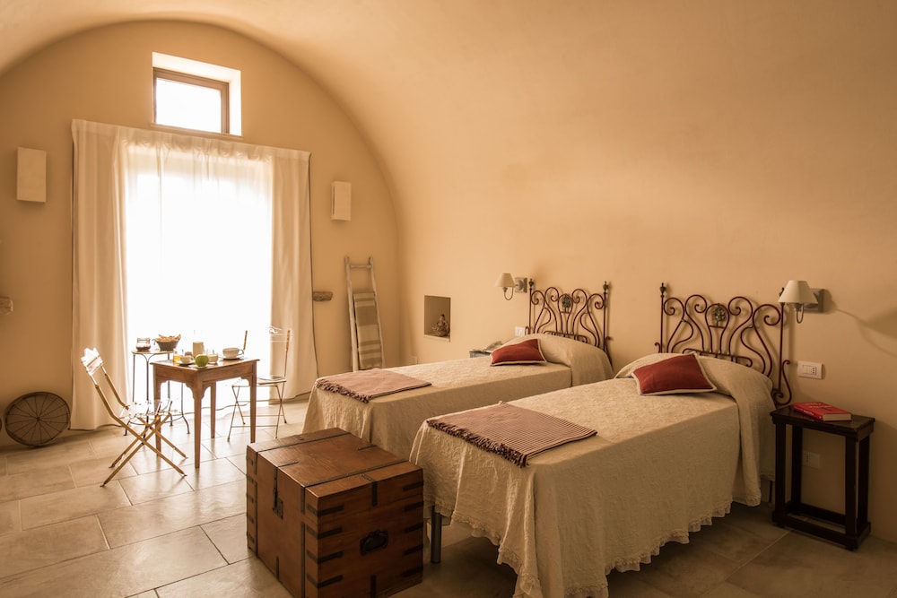 Masseria Fontana Di Vite 28/63