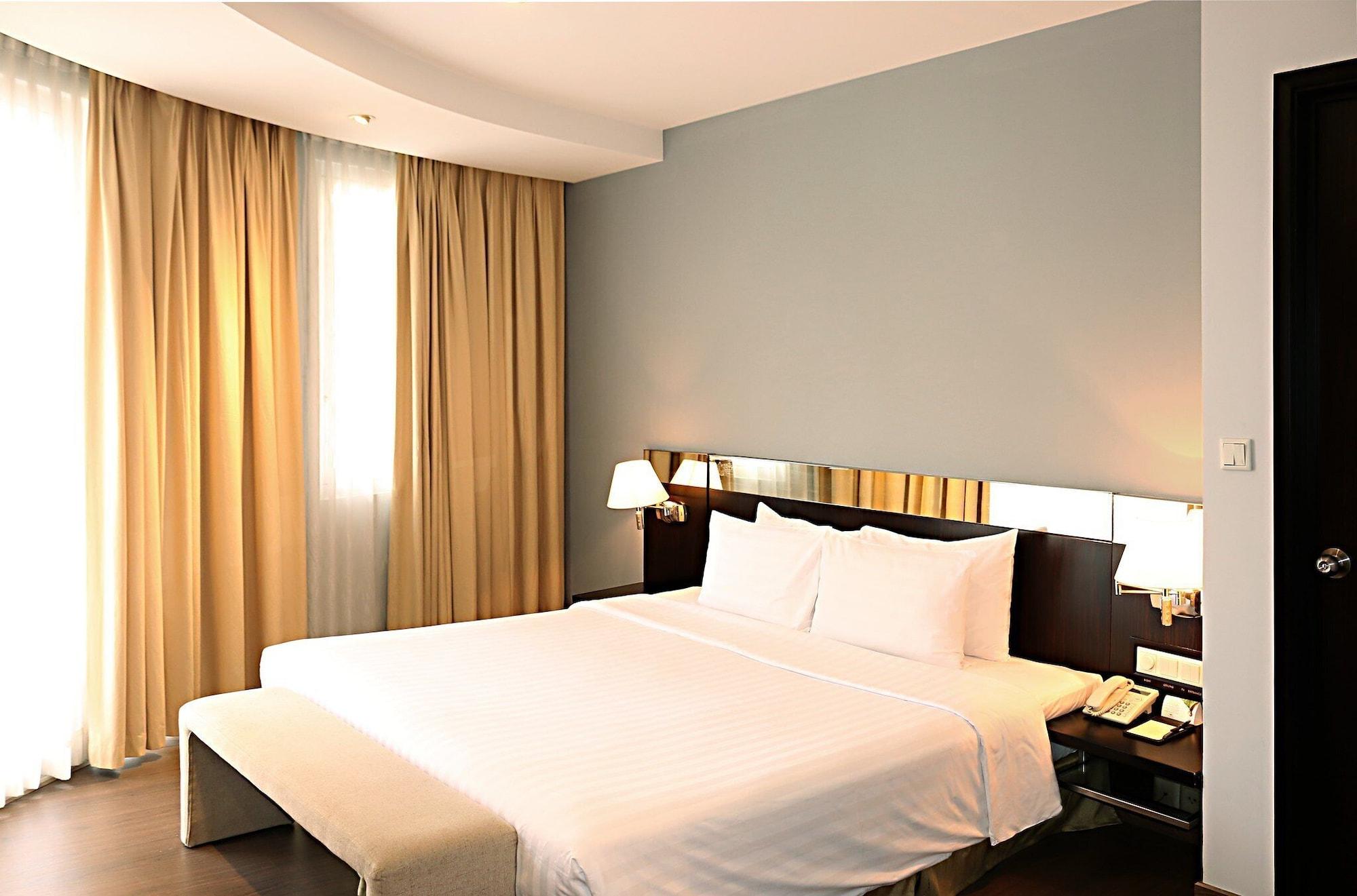 Palace, Suite