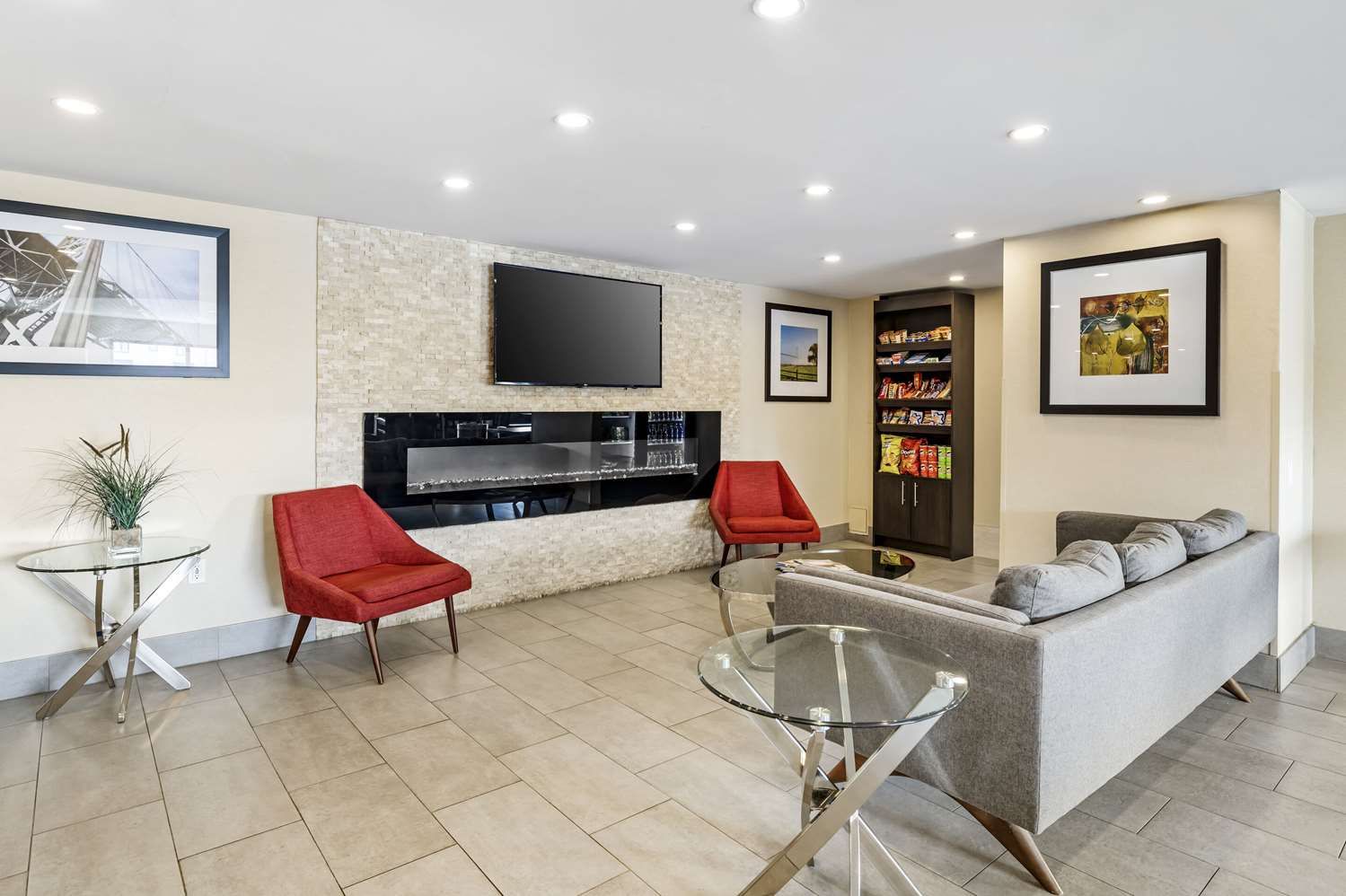 Comfort Inn Windsor, ON 5/10