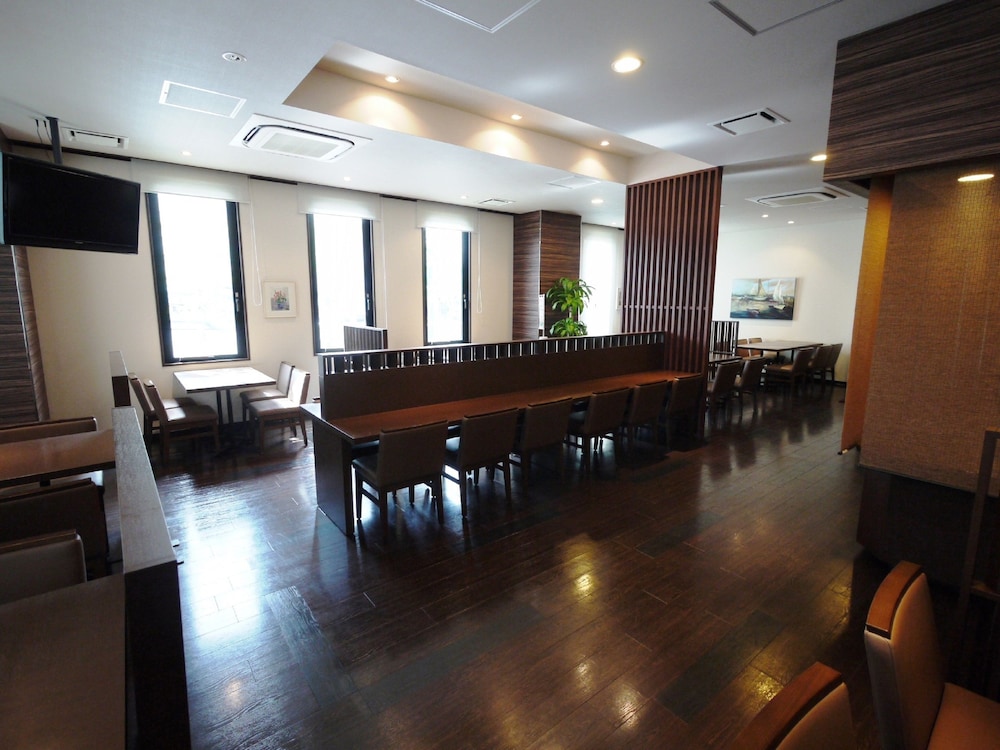 Hotel Route-Inn Satsuma Sendai 2/40