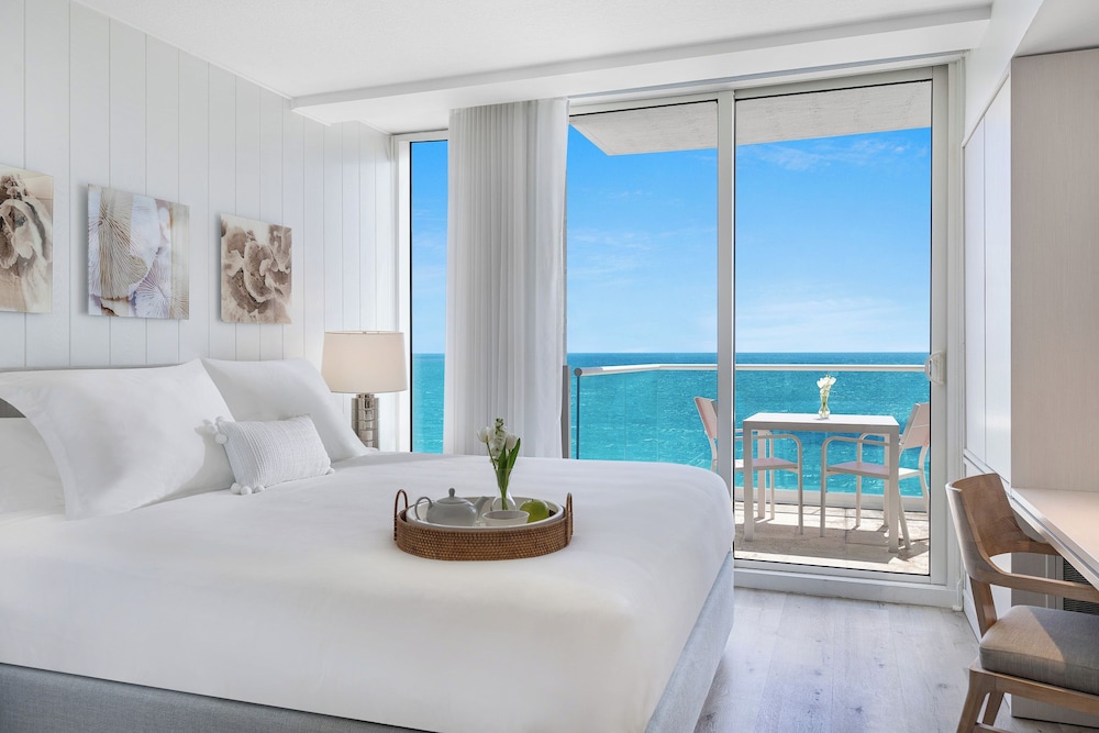 Grand Beach Hotel Surfside 10/47