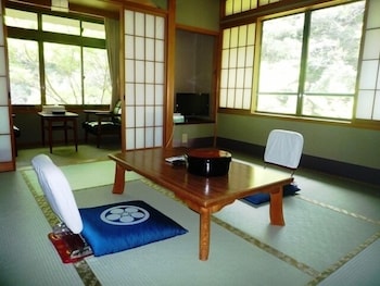 Takao Kanko Hotel 31/50