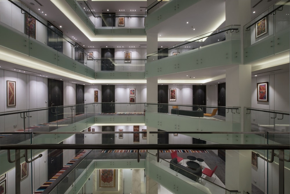 Eastin Residences Vadodara Apartment Hotel 4/35