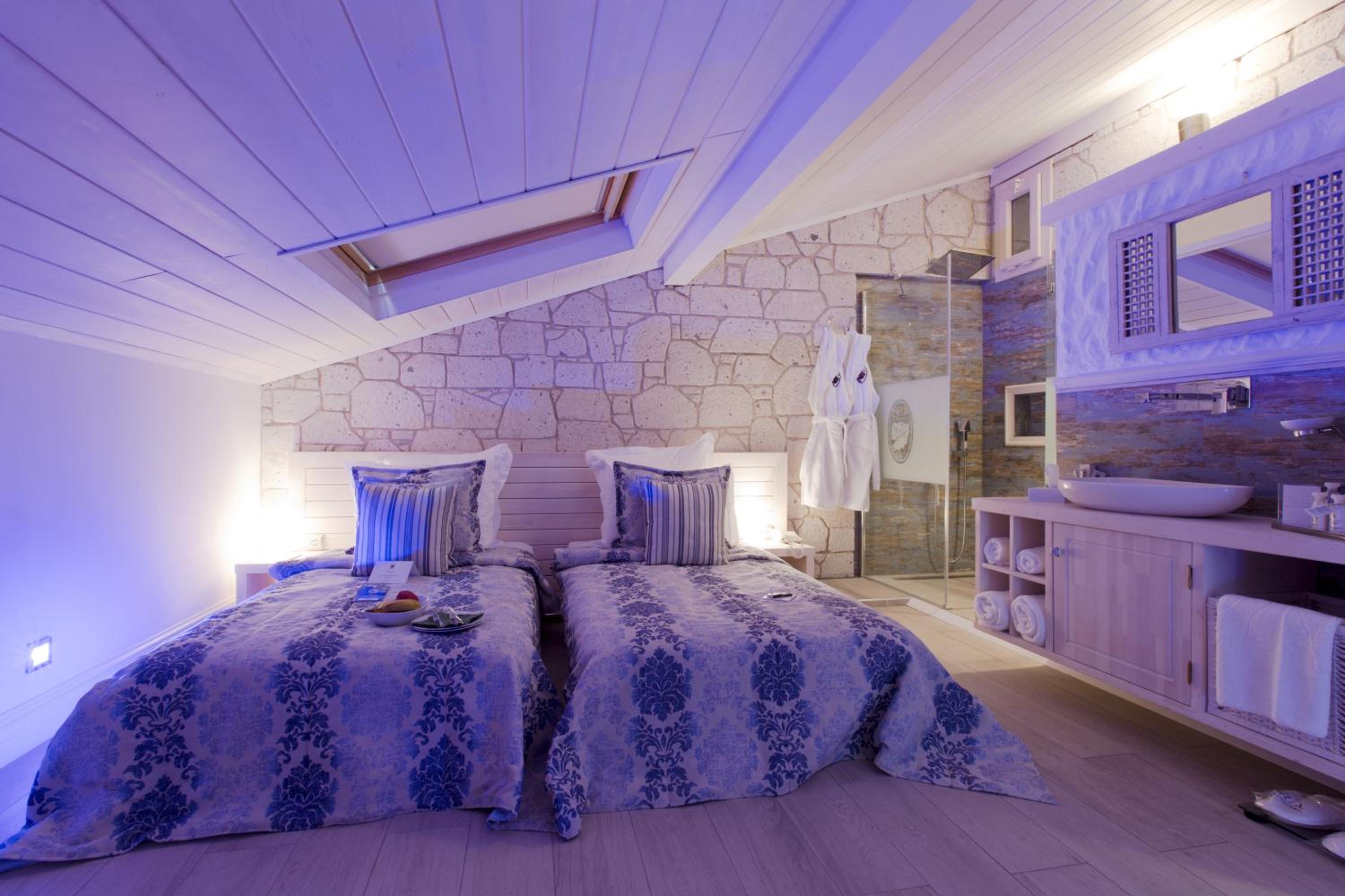 penthouse suite