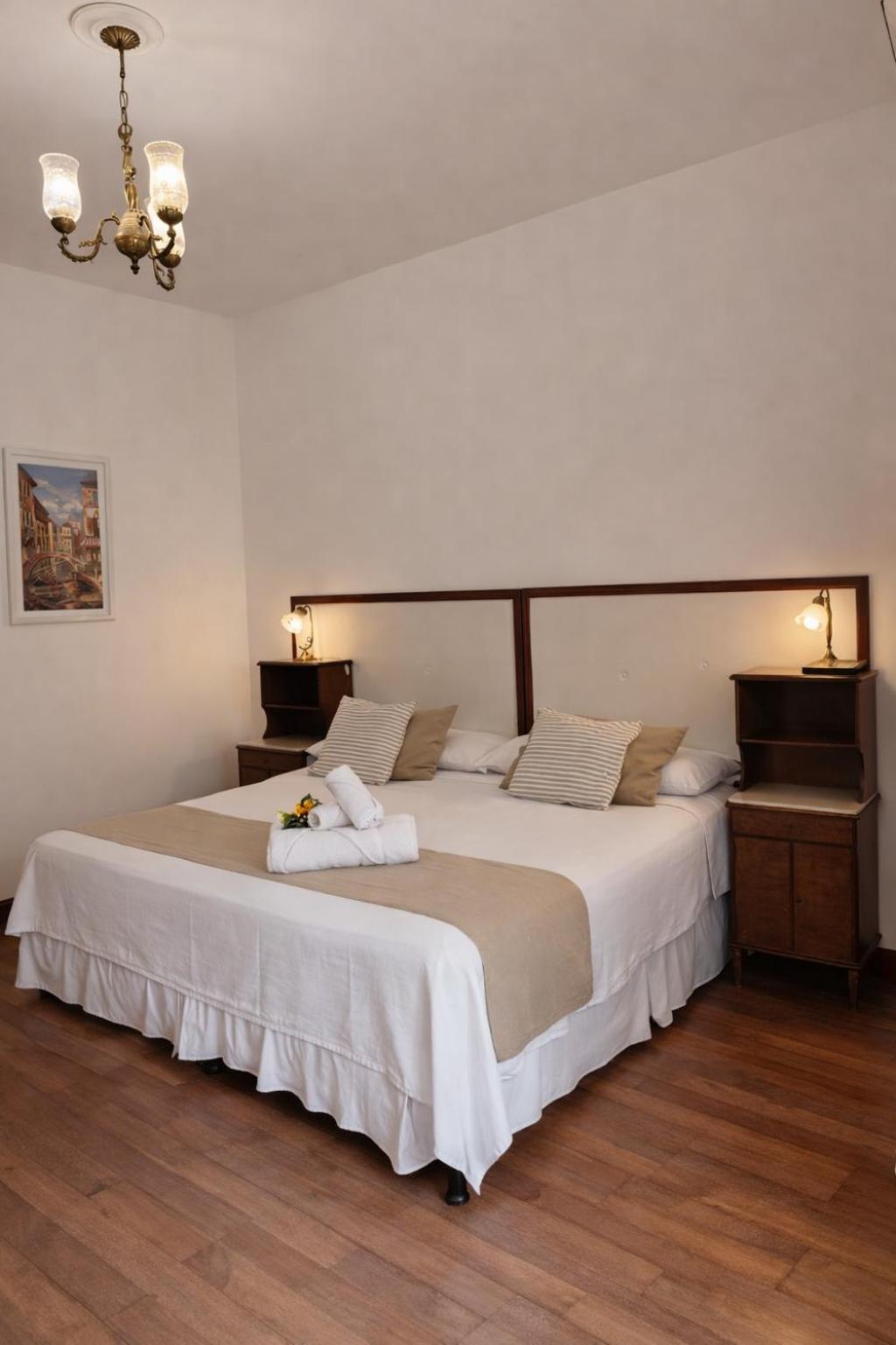 Panacea Hotel 3/42